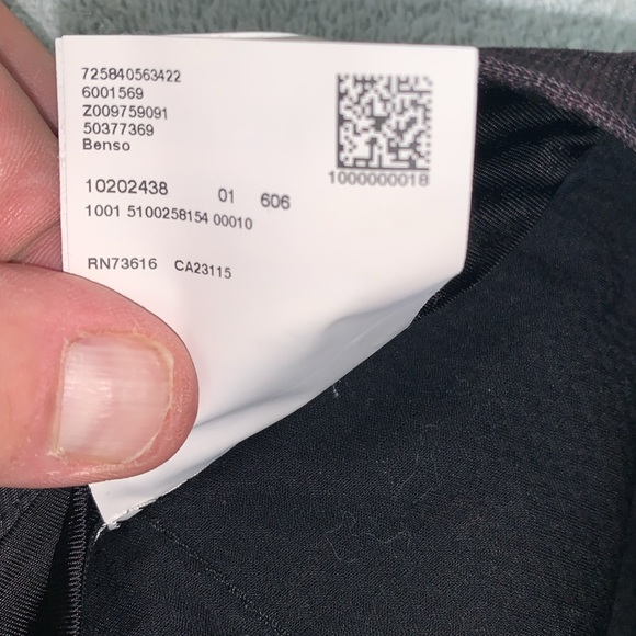 Hugo Boss men’s dress pants size 36”waist and a 33” inseam. EUC. 100% Wool. - Picture 16 of 16